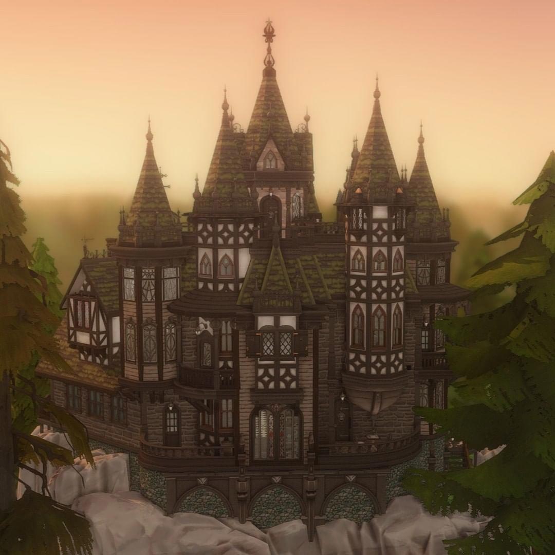 The Sims 4 Moonwood Manor